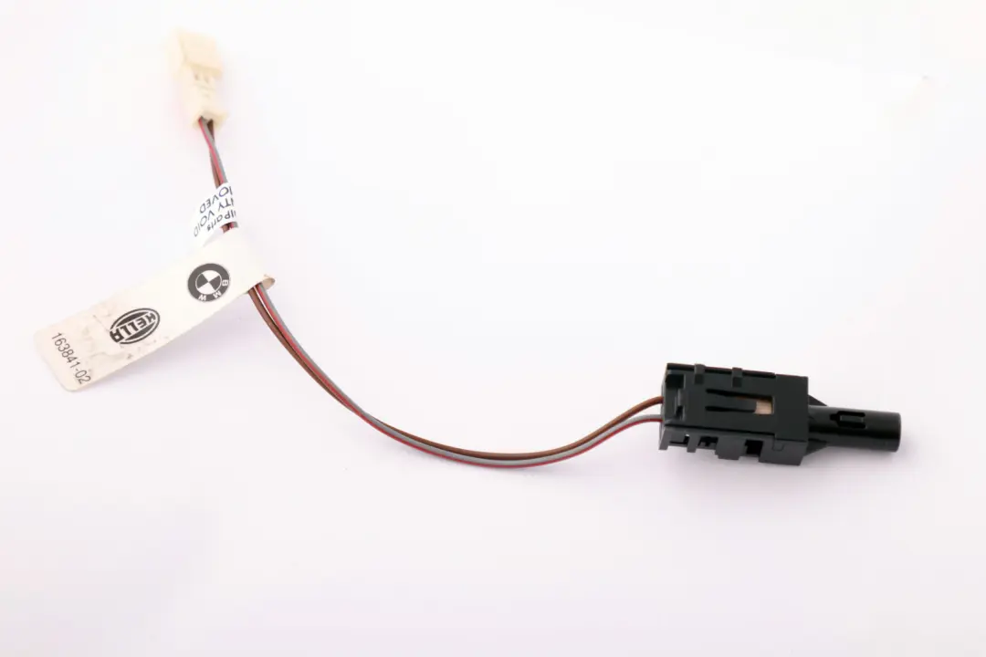 Kabel LED Oświetlenie Boczka Drzwi do BMW E92 E93 o numerze 9122419 BMW E92 E93 Kabel LED Oświetlenie Boczka Drzwi - SKU 9122419 - Numer Części 9122419