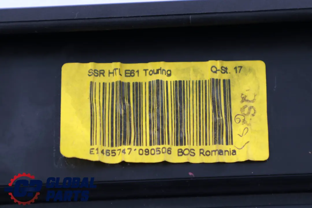 Zasłona Roleta Przeciwsłoneczna Drzwi Lewy Tył Czarna do BMW E61 o numerze 9122641 BMW E61 Zasłona Roleta Przeciwsłoneczna Drzwi Lewy Tył Czarna - SKU 9122641 - Numer Części 9122641