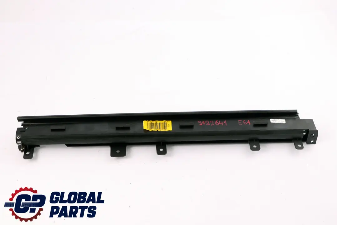 Parasol Puerta Trasera Izquierda Negro para BMW E61 con número de pieza 9122641 BMW E61 Parasol Puerta Trasera Izquierda Negro - SKU 9122641 - Número de pieza 9122641