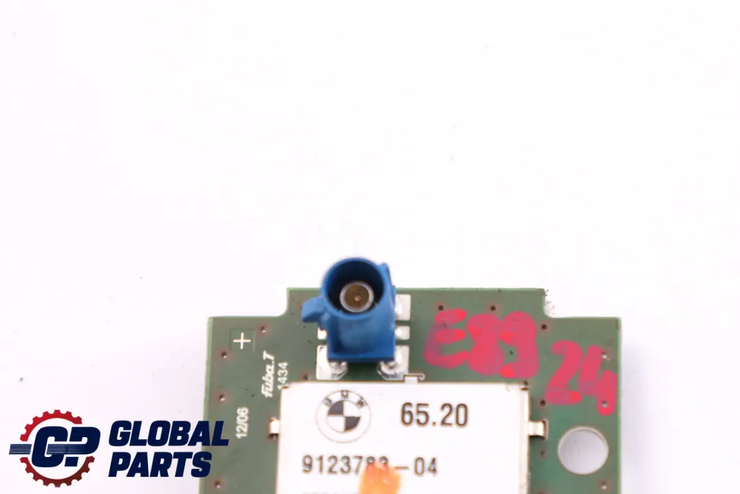 Antena de Techo Aleta de Tiburón GPS para BMW Z4 E89 con número de pieza 9123783 BMW Z4 E89 Antena de Techo Aleta de Tiburón GPS - SKU 9123783 - Número de pieza 9123783