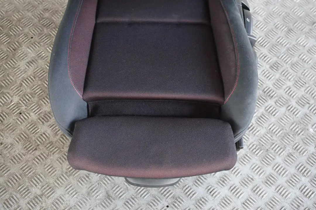 Vorne Links Sitz Sportsitz Stoff Network Cranberry Rot für BMW 1 er E81 M Sport mit Teilenummer 9124293 BMW 1 er E81 M Sport Vorne Links Sitz Sportsitz Stoff Network Cranberry Rot - SKU 9124293 - Teilenummer 9124293