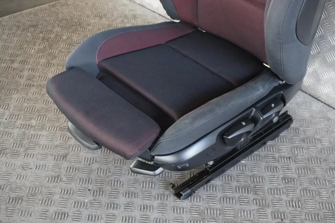 Front Left N/S Seat Cloth Fabric Network Cranberry Red to BMW 1 Series E81 M Sport with Part number 9124293 BMW 1 Series E81 M Sport Front Left N/S Seat Cloth Fabric Network Cranberry Red - SKU 9124293 - Part number 9124293