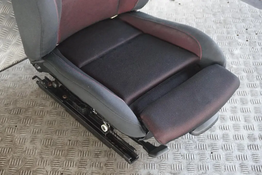 Front Left N/S Seat Cloth Fabric Network Cranberry Red to BMW 1 Series E81 M Sport with Part number 9124293 BMW 1 Series E81 M Sport Front Left N/S Seat Cloth Fabric Network Cranberry Red - SKU 9124293 - Part number 9124293