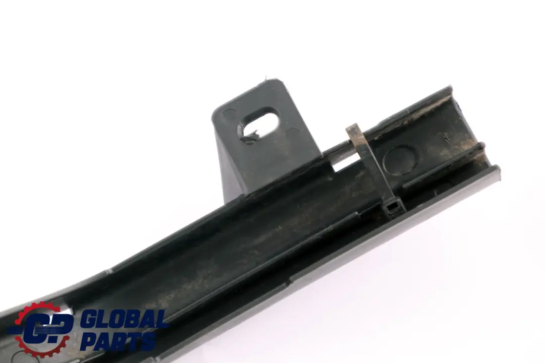 BMW 3 er E90 E91 E92 E93 LCI Kabelschacht Batterieleitung Hinten - SKU 9124952 - Teilenummer 9124952