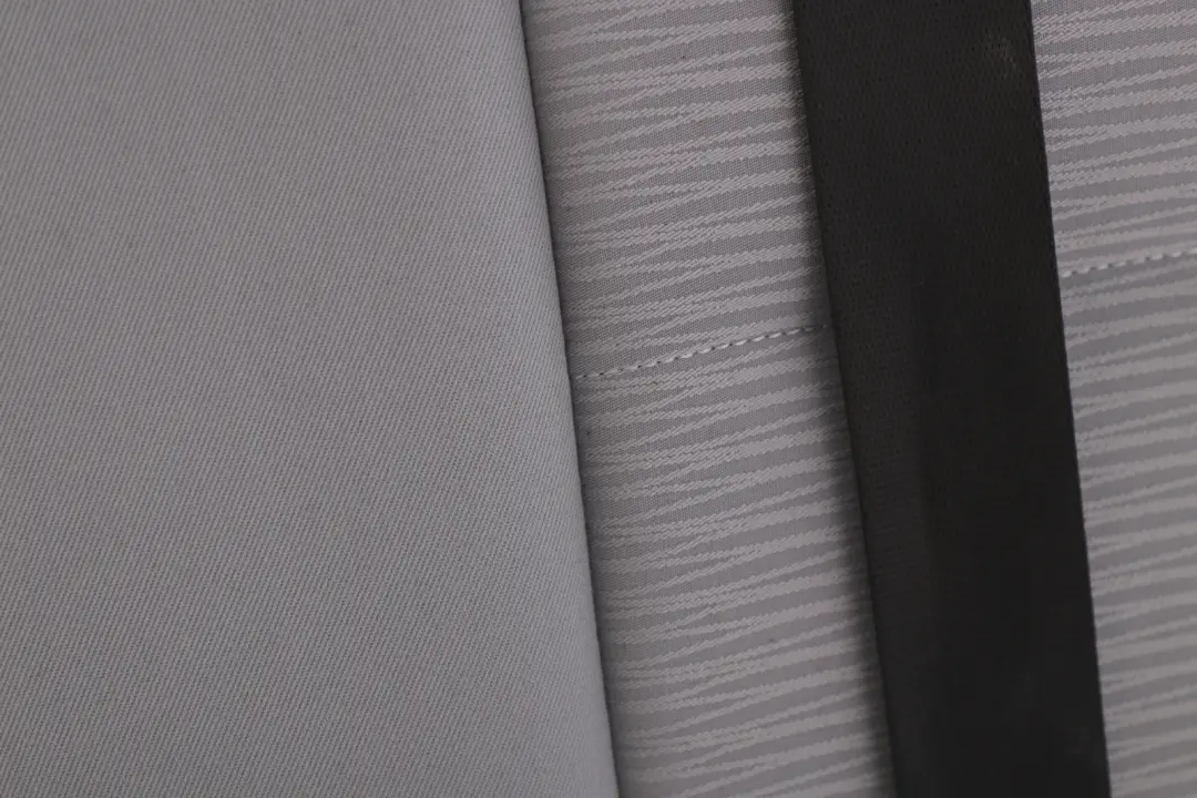 Tela Interior Izquierda Respaldo Trasero Asiento Elektra Gris para BMW E81 E87 LCI con número de pieza 9124970 BMW E81 E87 LCI Tela Interior Izquierda Respaldo Trasero Asiento Elektra Gris - SKU 9124970 - Número de pieza 9124970