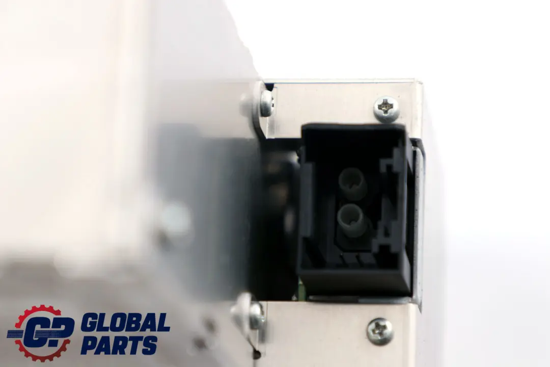 6-DISC Compact CD Changer Without Magazine to BMW 5 6 Series E60 E61 E63 with Part number 9125240 BMW 5 6 Series E60 E61 E63 6-DISC Compact CD Changer Without Magazine - SKU 9125240 - Part number 9125240