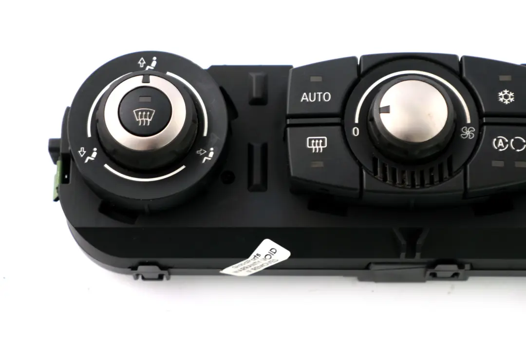 Automatik Klima Anlagen Steuerung für BMW Z4 E85 Cabrio mit Teilenummer 9125353 BMW Z4 E85 Cabrio Automatik Klima Anlagen Steuerung - SKU 9125353 - Teilenummer 9125353