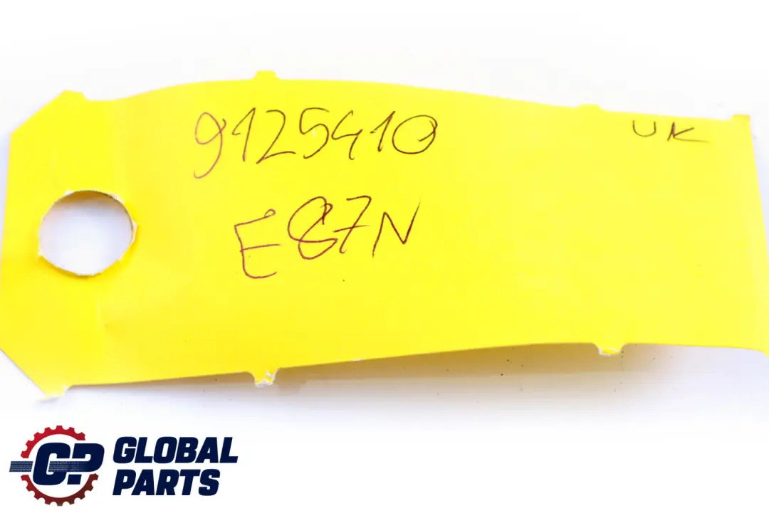 Sedile Posteriore Poggiatesta SX Destra Tessuto Antracite per BMW E81 E87 LCI con numero di parte 9125410 BMW E81 E87 LCI Sedile Posteriore Poggiatesta SX Destra Tessuto Antracite - SKU 9125410 - Numero di parte 9125410