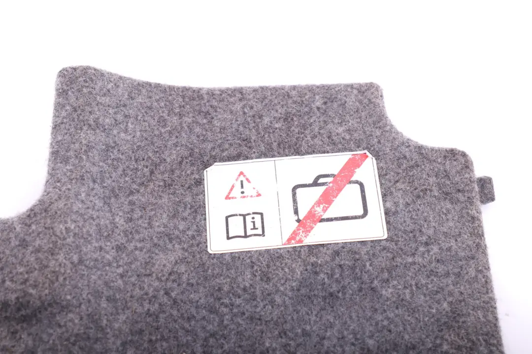 E93N LCI Coperchio Batteria Portabagagli Grigio per BMW E93 con numero di parte 9126821 BMW E93 E93N LCI Coperchio Batteria Portabagagli Grigio - SKU 9126821 - Numero di parte 9126821