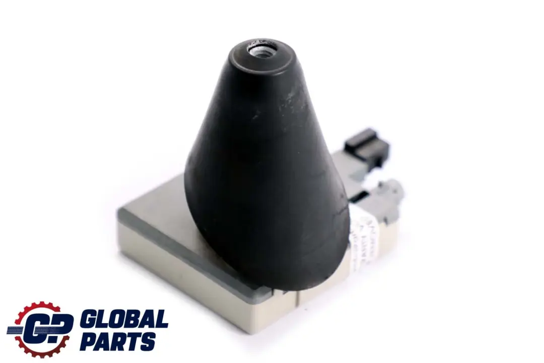 Antena Techo Base Aérea para BMW E88 Convertible con número de pieza 9127687 BMW E88 Convertible Antena Techo Base Aérea - SKU 9127687 - Número de pieza 9127687