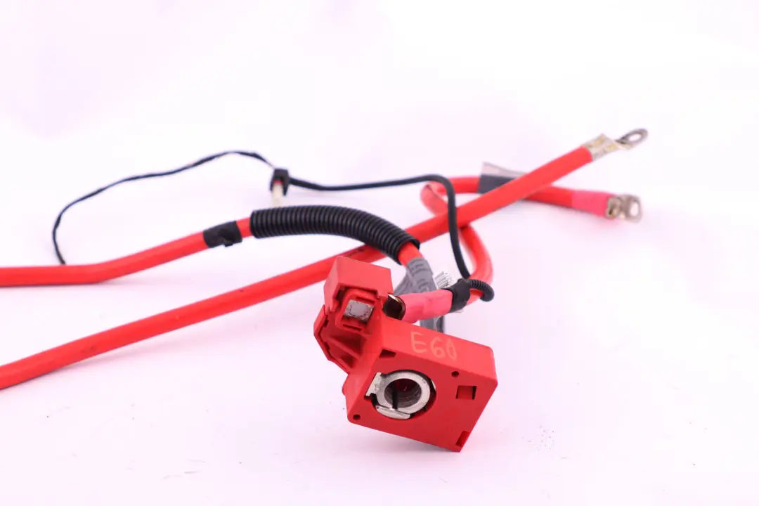 Reihe E60 E61 Batteriekabel plus 6112 für BMW 5 mit Teilenummer 9127768 BMW 5 Reihe E60 E61 Batteriekabel plus 6112 - SKU 9127768-1 - Teilenummer 9127768