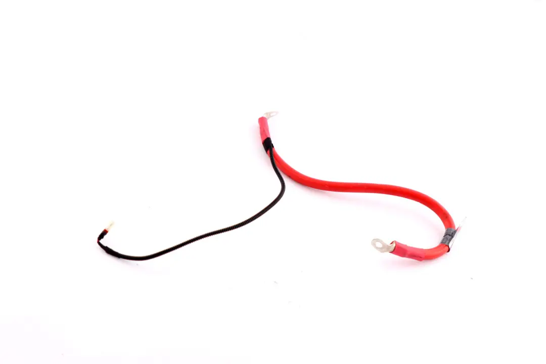 C?ble de Batterie Positive pour BMW Serie E60 E61 à propos du numéro de pièce 9127768 BMW Serie E60 E61 C?ble de Batterie Positive - SKU 9127768 - Numéro de pièce 9127768