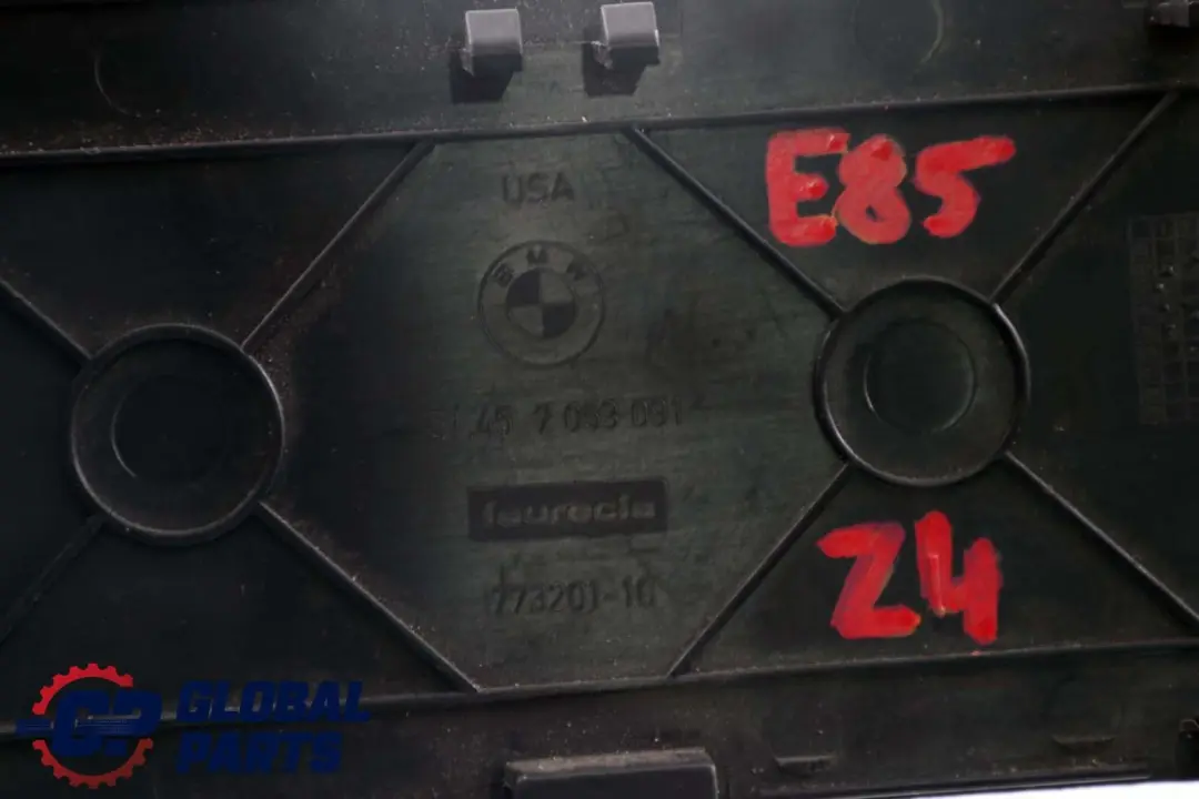 Osłona Deski Rozdzielczej 7053091 do BMW Z4 E85 E86 o numerze 9128397 BMW Z4 E85 E86 Osłona Deski Rozdzielczej 7053091 - SKU 9128397-1 - Numer Części 9128397