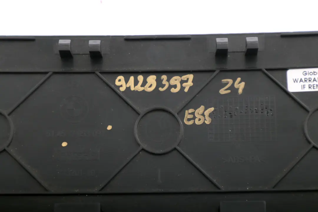 BMW Z4 Series E85 E86 Mounting Parts Instrument Panel Bottom Cover Cap 7053091 - SKU 9128397 - Part number 9128397