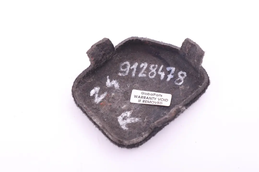 Trunk Tail Light Cover Right O/S to BMW Z4 E89 Cabrio Roadster with Part number 9128478 BMW Z4 E89 Cabrio Roadster Trunk Tail Light Cover Right O/S - SKU 9128478 - Part number 9128478