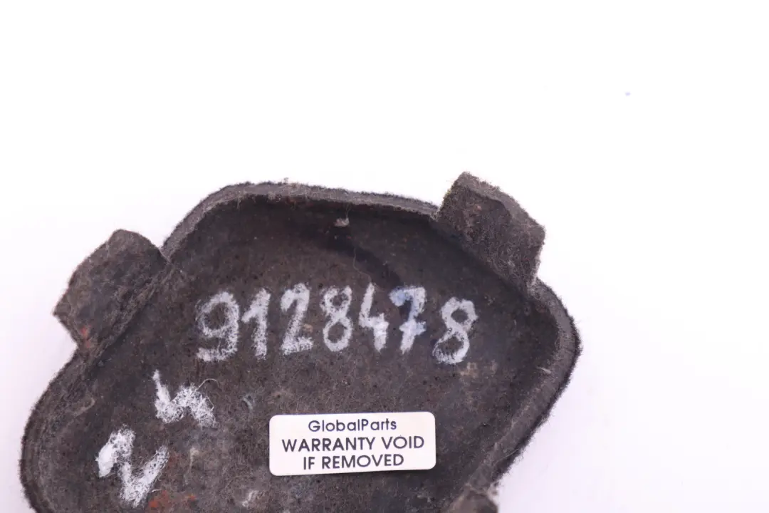 Trunk Tail Light Cover Right O/S to BMW Z4 E89 Cabrio Roadster with Part number 9128478 BMW Z4 E89 Cabrio Roadster Trunk Tail Light Cover Right O/S - SKU 9128478 - Part number 9128478