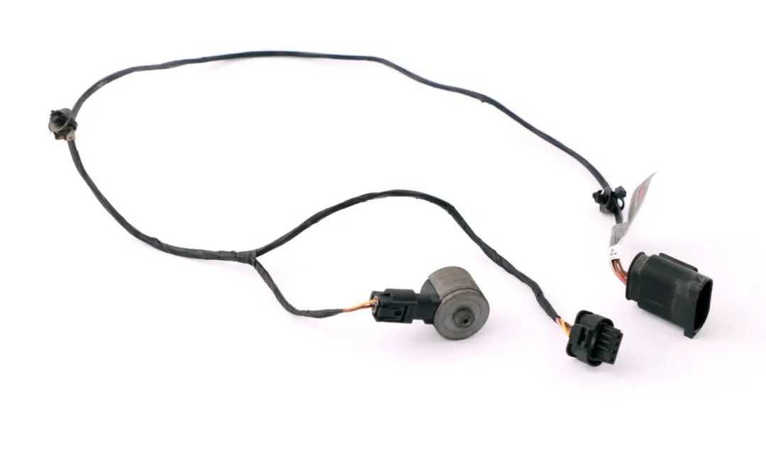 Wiring Harness Air Valve Air Flap to BMW 1 Series E81 E82 E87 LCI E88 with Part number 9128569 BMW 1 Series E81 E82 E87 LCI E88 Wiring Harness Air Valve Air Flap - SKU 9128569 - Part number 9128569