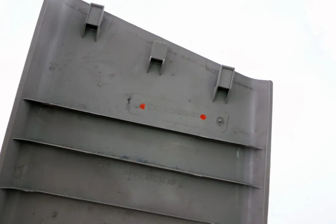 Blende B-Säule Unten Rechts 9128868 für BMW 3 er E90 E90N E91 mit Teilenummer 7058338 BMW 3 er E90 E90N E91 Blende B-Säule Unten Rechts 9128868 - SKU 9128872 - Teilenummer 7058338