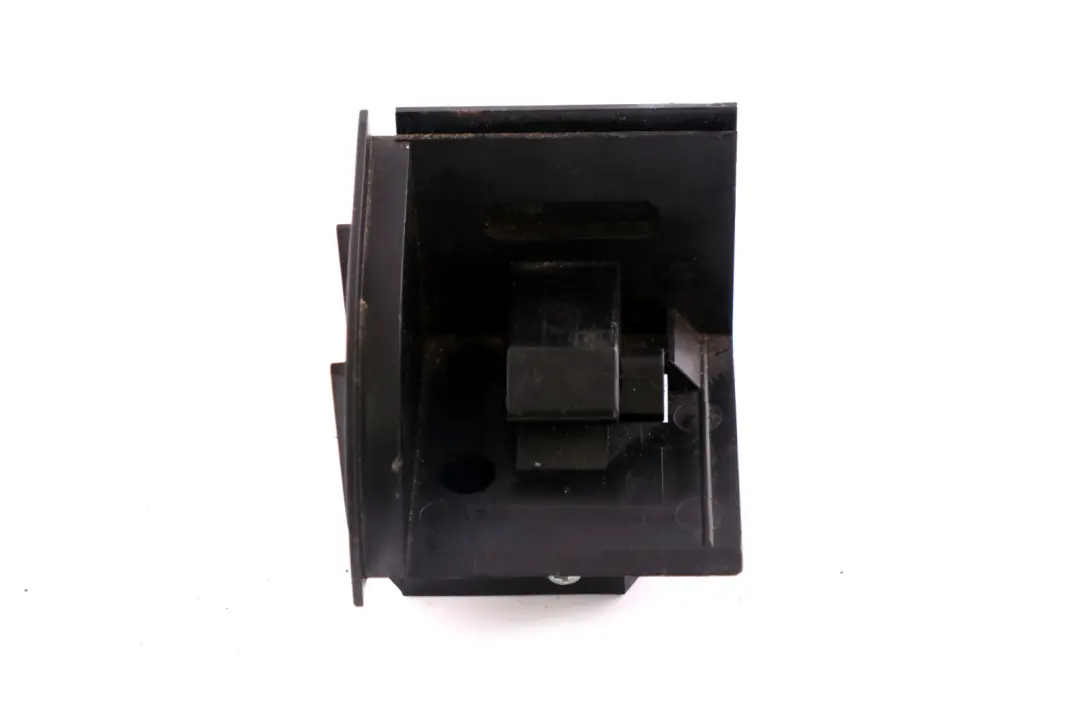 Left Support Rolland Blind Load Cover to BMW 3 5 X3 Series E61 E61N E83 E91 E91N with Part number 9129061 BMW 3 5 X3 Series E61 E61N E83 E91 E91N Left Support Rolland Blind Load Cover - SKU 9129061 - Part number 9129061