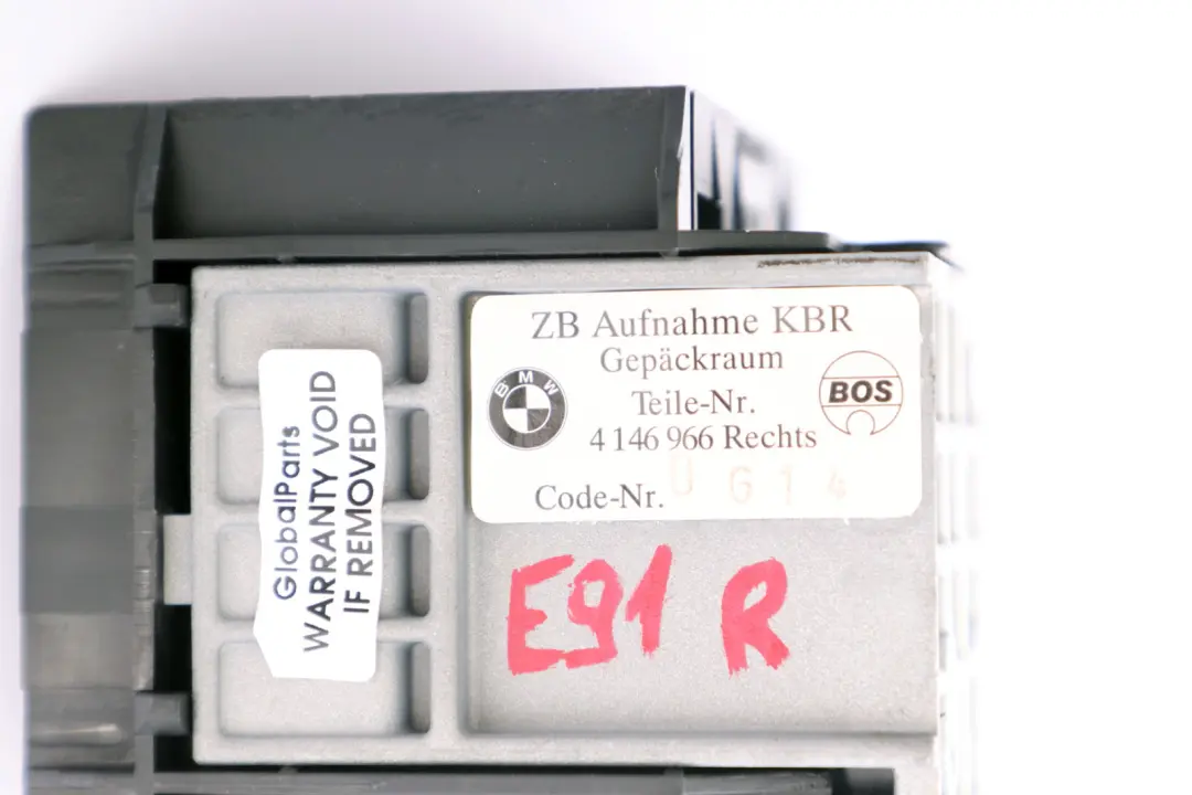 BMW 3 5 X3 er E61 E61N E83 E91 E91N Aufnahme Sichtschutzrollo rechts - SKU 9129062 - Teilenummer 9129062