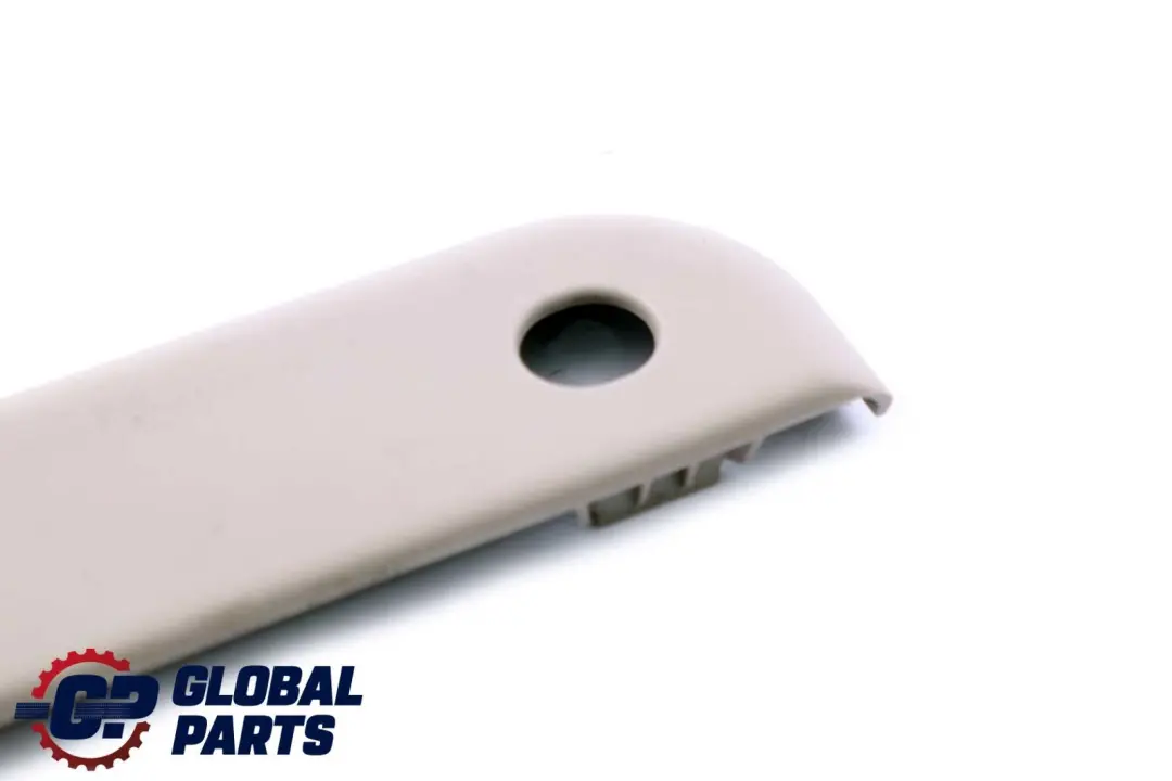 Podgłówek tylny prawy lewy do BMW E88 o numerze 9129256 BMW E88 Podgłówek tylny prawy lewy - SKU 9129256 - Numer Części 9129256