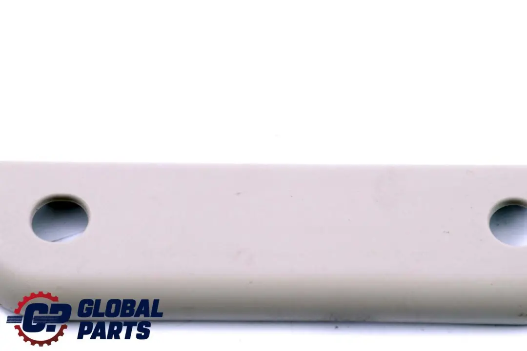 Guia Reposacabezas Asiento Trasero Derecha Izquierda Beige para BMW E88 con número de pieza 9129256 BMW E88 Guia Reposacabezas Asiento Trasero Derecha Izquierda Beige - SKU 9129256 - Número de pieza 9129256