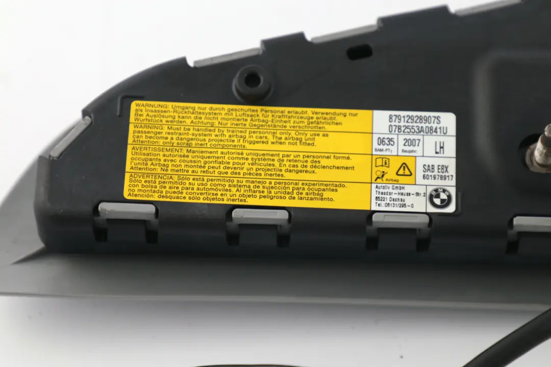 BMW E81 E82 Módulo Aire Lateral Delantero Izquierdo Asiento Alaska Gris - SKU 9129289 - Número de pieza 9129289