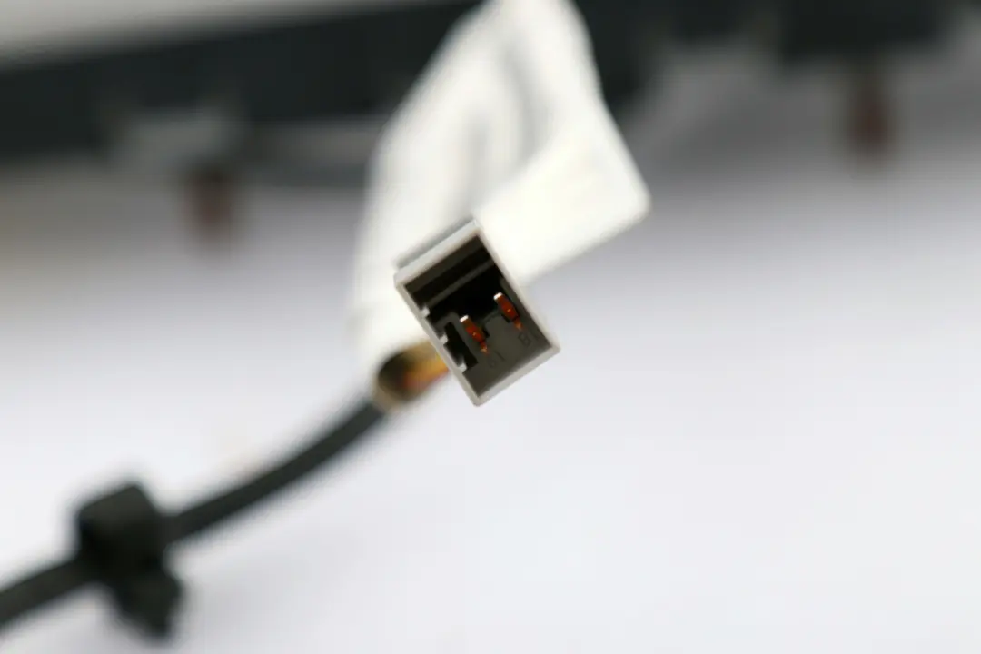 Airbag lateral delantero derecho asiento Alaska Grey para BMW E81 E82 E87 LCI con número de pieza 9129290 BMW E81 E82 E87 LCI Airbag lateral delantero derecho asiento Alaska Grey - SKU 9129290 - Número de pieza 9129290