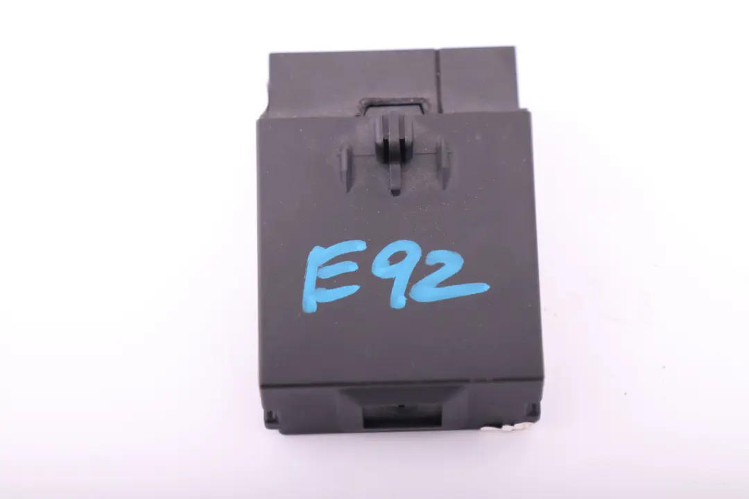 LCPA Module de contrôle des ceintures de sécurité ECU pour BMW E61 E92 F32 à propos du numéro de pièce 9129439 BMW E61 E92 F32 LCPA Module de contrôle des ceintures de sécurité ECU - SKU 9129439 - Numéro de pièce 9129439