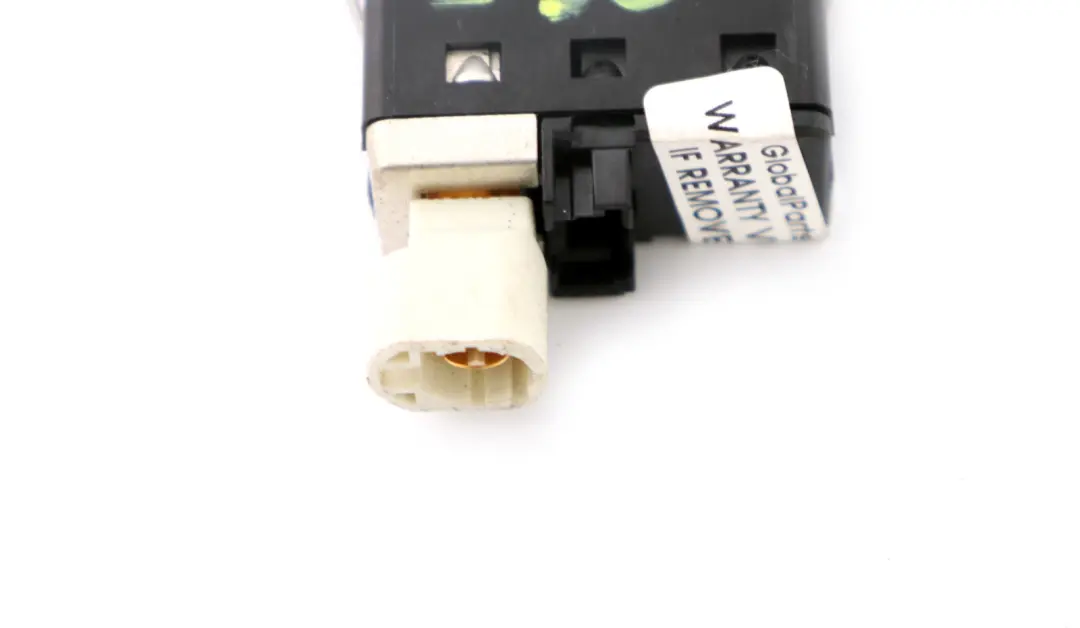 USB/AUX-IN Anschluss Buchse für BMW E60 E61 E81 E87 E90 E91 mit Teilenummer 9138402 BMW E60 E61 E81 E87 E90 E91 USB/AUX-IN Anschluss Buchse - SKU 9129651 - Teilenummer 9138402