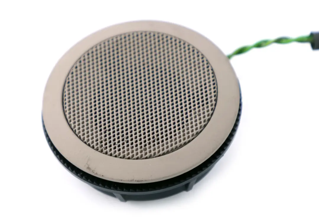 Głośnik Wysokotonowy Przednich Drzwi Audio Hi-Fi GREIGE87 do BMW E88 o numerze 9130440 BMW E88 Głośnik Wysokotonowy Przednich Drzwi Audio Hi-Fi GREIGE87 - SKU 9130440 - Numer Części 9130440