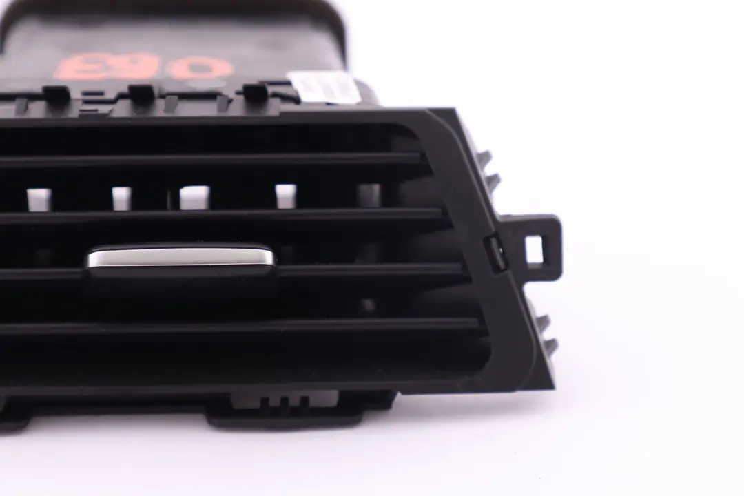 Rejilla de Aire Fresco Parte Izquierda Dash Vent para BMW E90 E91 E92 E93 con número de pieza 9130465 BMW E90 E91 E92 E93 Rejilla de Aire Fresco Parte Izquierda Dash Vent - SKU 9130465 - Número de pieza 9130465