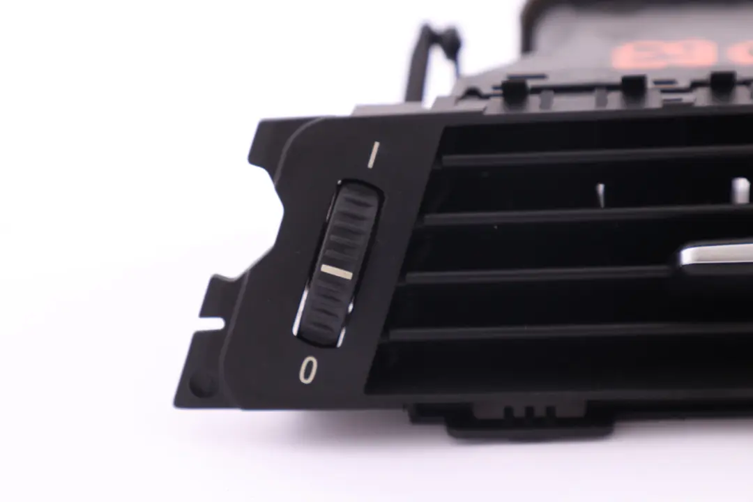 Fresh Air Grille Left Dash Vent Part to BMW E90 E91 E92 E93 with Part number 9130465 BMW E90 E91 E92 E93 Fresh Air Grille Left Dash Vent Part - SKU 9130465 - Part number 9130465