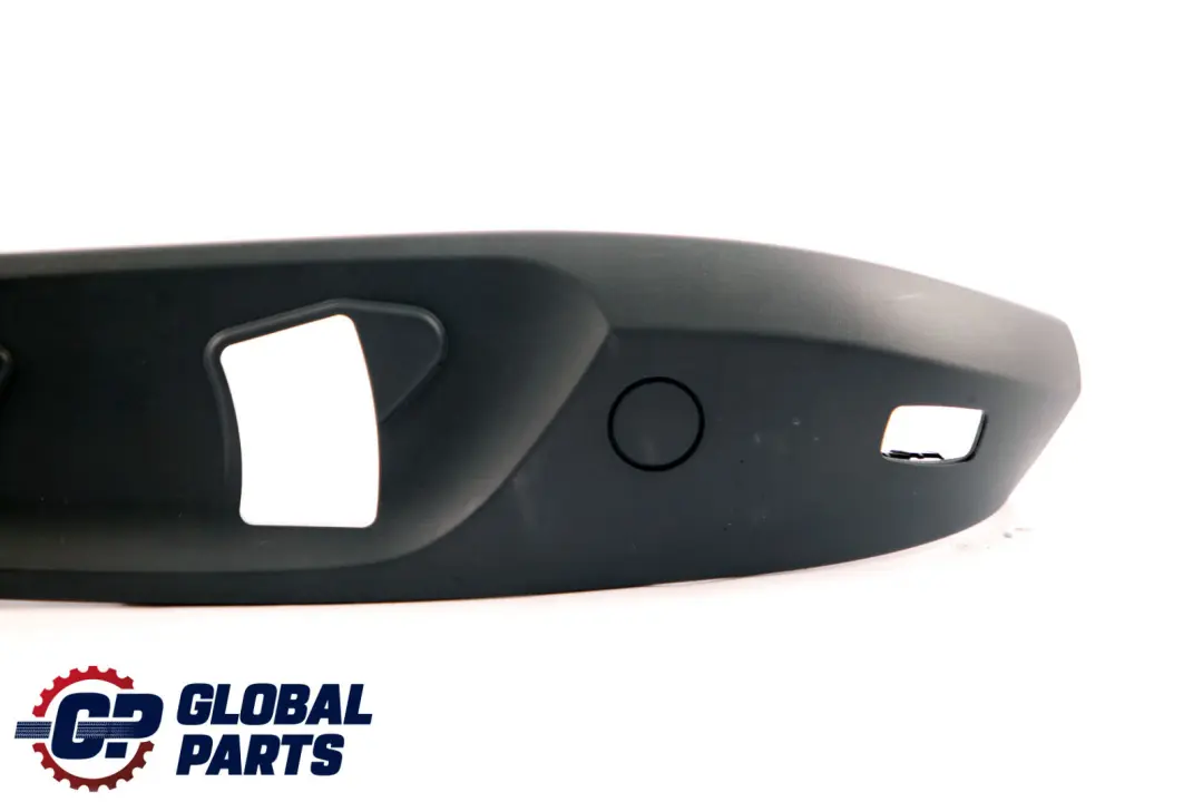 BMW 1 Reihe E87 E87N Blende Sitz aussen rechts ALASKAGRAU Grey - SKU 9131452 - Teilenummer 9131452