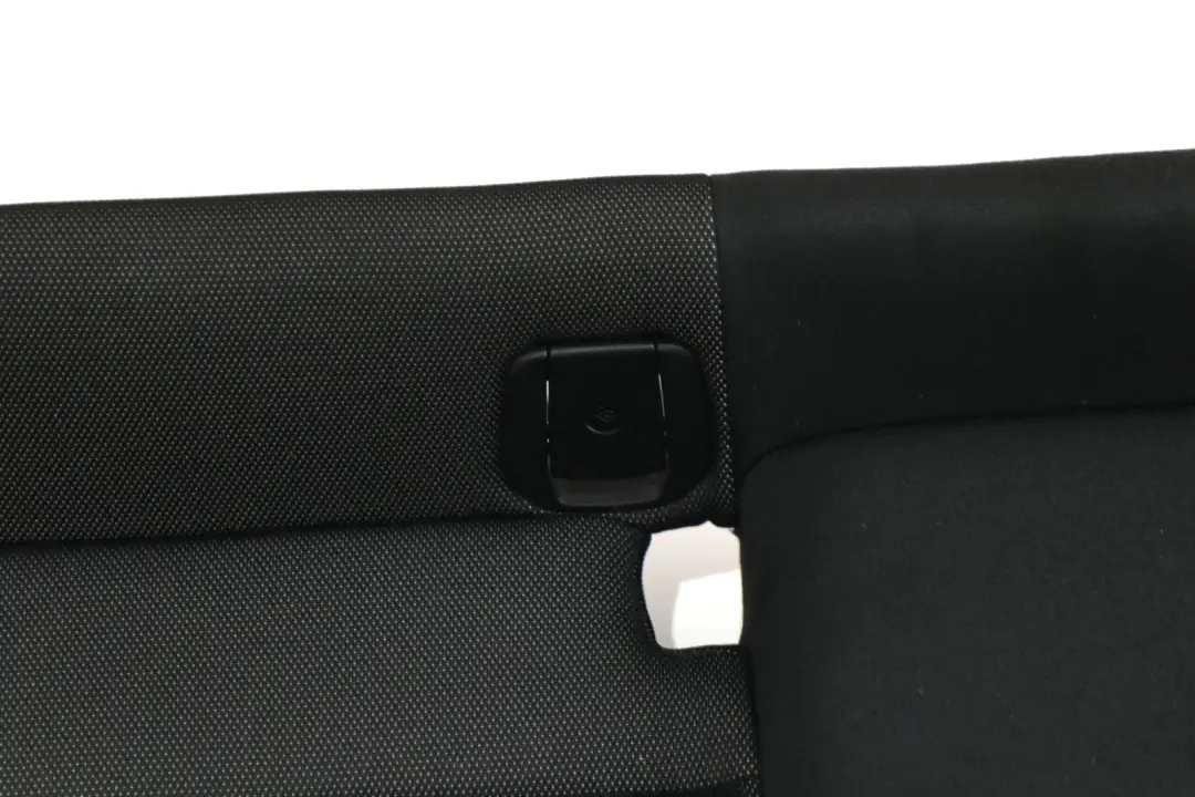 Funda Asiento Tela Interior Asiento Trasero Banco Sofá Red para BMW E81 con número de pieza 9131876 BMW E81 Funda Asiento Tela Interior Asiento Trasero Banco Sofá Red - SKU 9131876 - Número de pieza 9131876