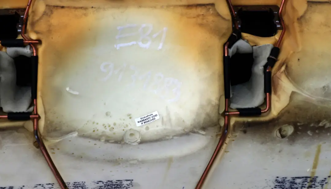 Interni In Pelle Sedile Posteriore Panca Copertura Divano Limone per BMW E81 con numero di parte 9131883 BMW E81 Interni In Pelle Sedile Posteriore Panca Copertura Divano Limone - SKU 9131883 - Numero di parte 9131883