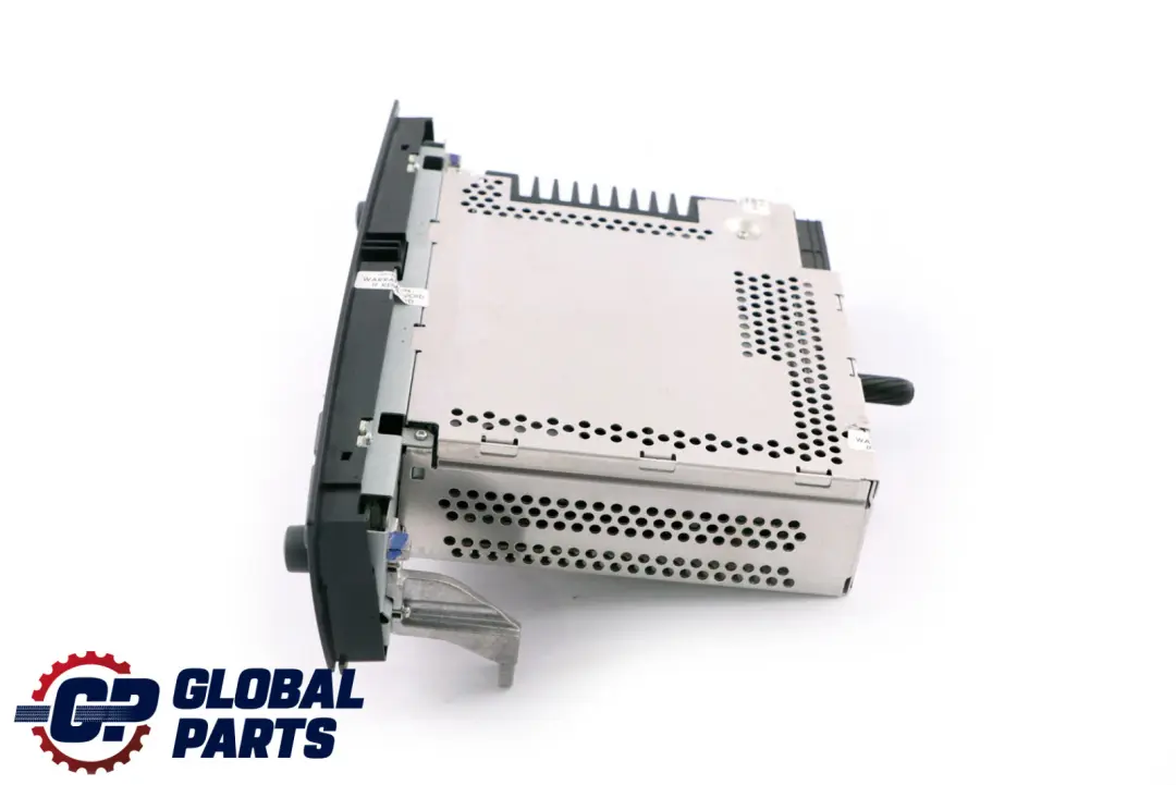 Radio Professional CD 6512 für BMW 1 3 er E81 E87 E90 E91 E92 mit Teilenummer 9132214 BMW 1 3 er E81 E87 E90 E91 E92 Radio Professional CD 6512 - SKU 9132214 - Teilenummer 9132214