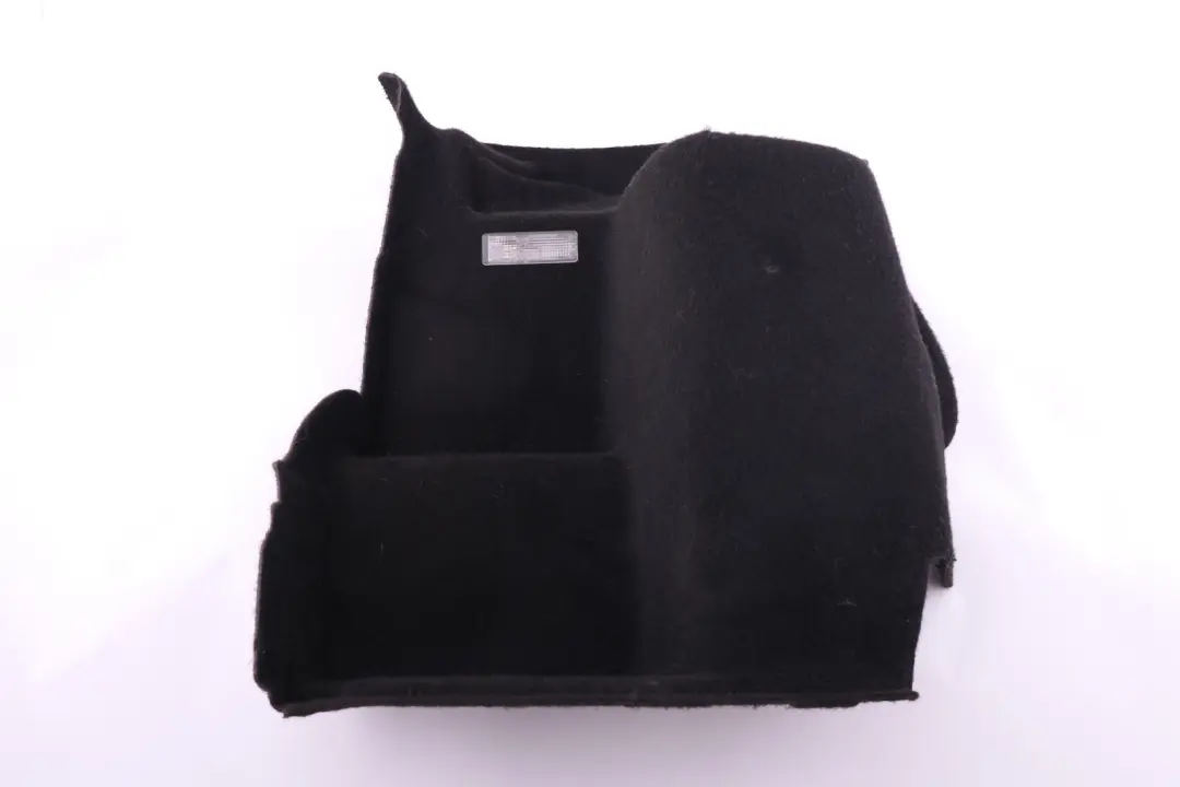 Obudowa osłona boczna bagażnika lewa do MINI R57 o numerze 9132399 MINI R57 Obudowa osłona boczna bagażnika lewa - SKU 9132399 - Numer Części 9132399