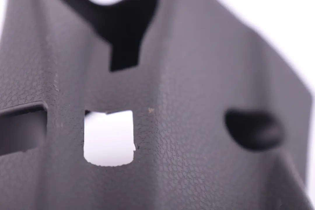 Admission Rayon Inferieur a Gauche 5146 pour Mini R57 LCI à propos du numéro de pièce 9132403 Mini R57 LCI Admission Rayon Inferieur a Gauche 5146 - SKU 9132403 - Numéro de pièce 9132403