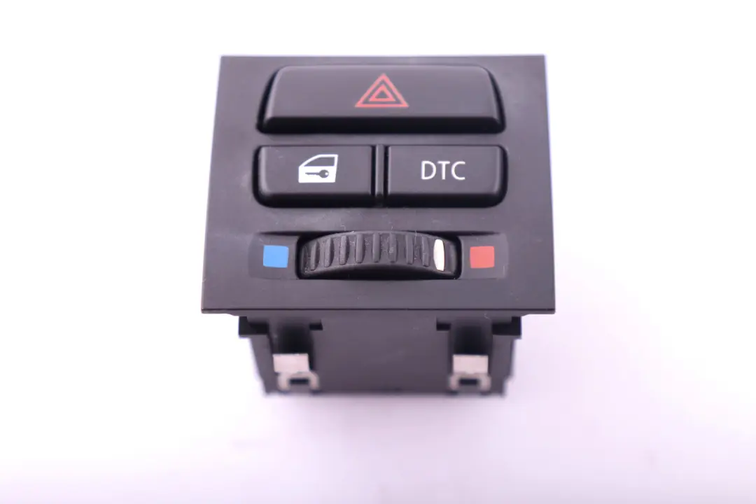 Schalter Leiste ZV Warn Blink Anlage DTC Taster für BMW E90 E90 E91 E91 E92 mit Teilenummer 9132421 BMW E90 E90 E91 E91 E92 Schalter Leiste ZV Warn Blink Anlage DTC Taster - SKU 9132421 - Teilenummer 9132421