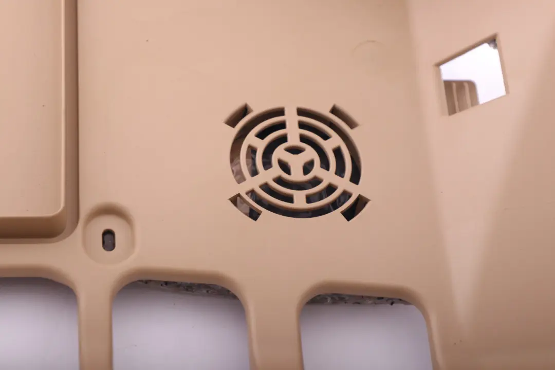 Verkleidung Fusshebelwerk Beige 9132558 für BMW 3 er E90 E90N E91 E91N LCI mit Teilenummer 9132541 BMW 3 er E90 E90N E91 E91N LCI Verkleidung Fusshebelwerk Beige 9132558 - SKU RHD-9132558 - Teilenummer 9132541