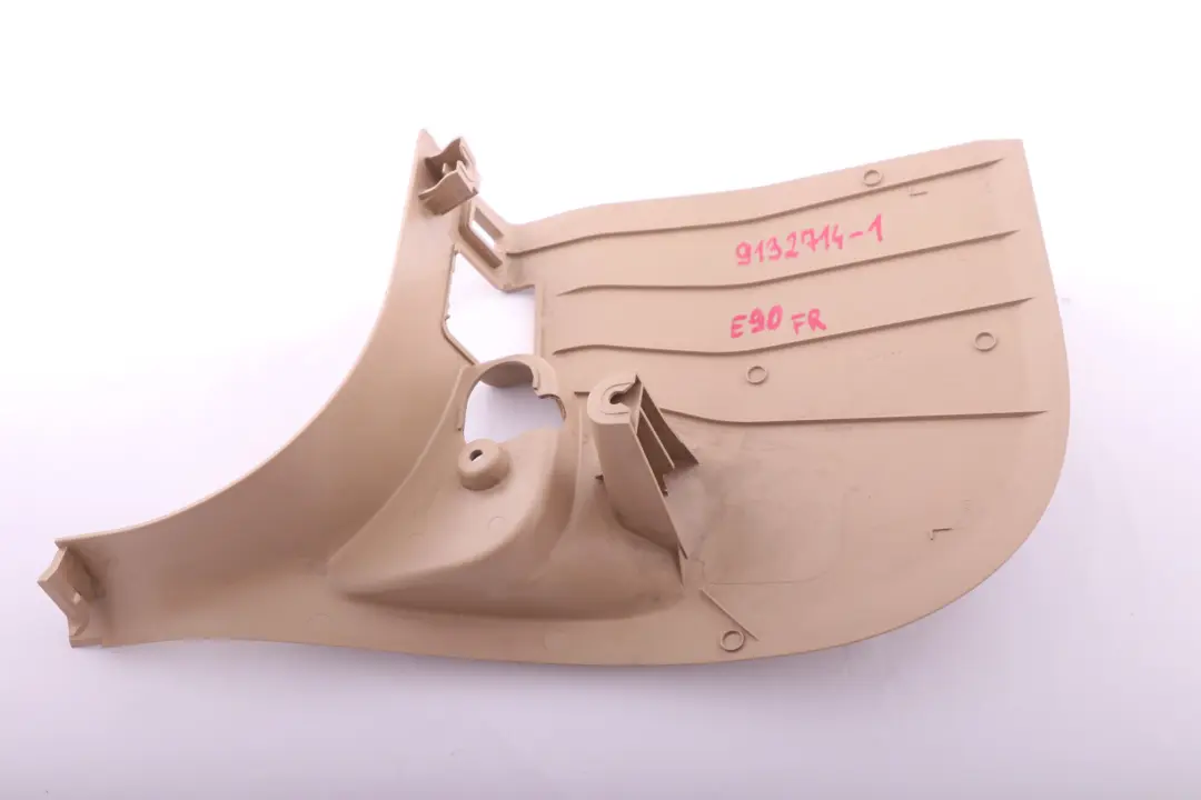 Front Right Driver's Side Lateral Trim Panel O/S Beige to BMW 3 Series E90 E91 with Part number 9132714 BMW 3 Series E90 E91 Front Right Driver's Side Lateral Trim Panel O/S Beige - SKU rhd-9132714-1 - Part number 9132714
