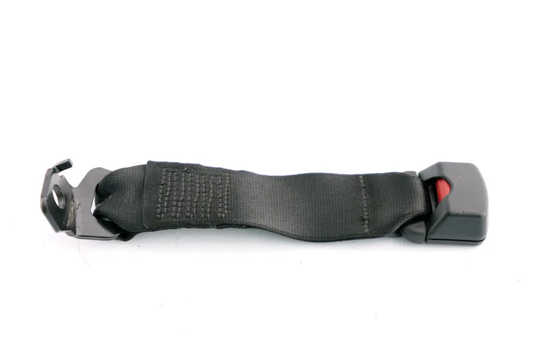 BMW E60 E60N Boucle de ceinture inférieure centrale arrière 7070086 - SKU 9132809 - Numéro de pièce 72119132809