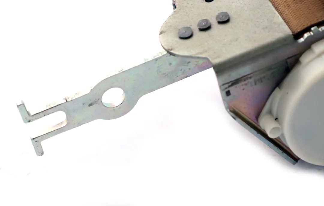 Cinturón de seguridad superior trasero izquierdo derecho para BMW 5 E60 E61 con número de pieza 9132813 BMW 5 E60 E61 Cinturón de seguridad superior trasero izquierdo derecho - SKU 9132813 - Número de pieza 9132813