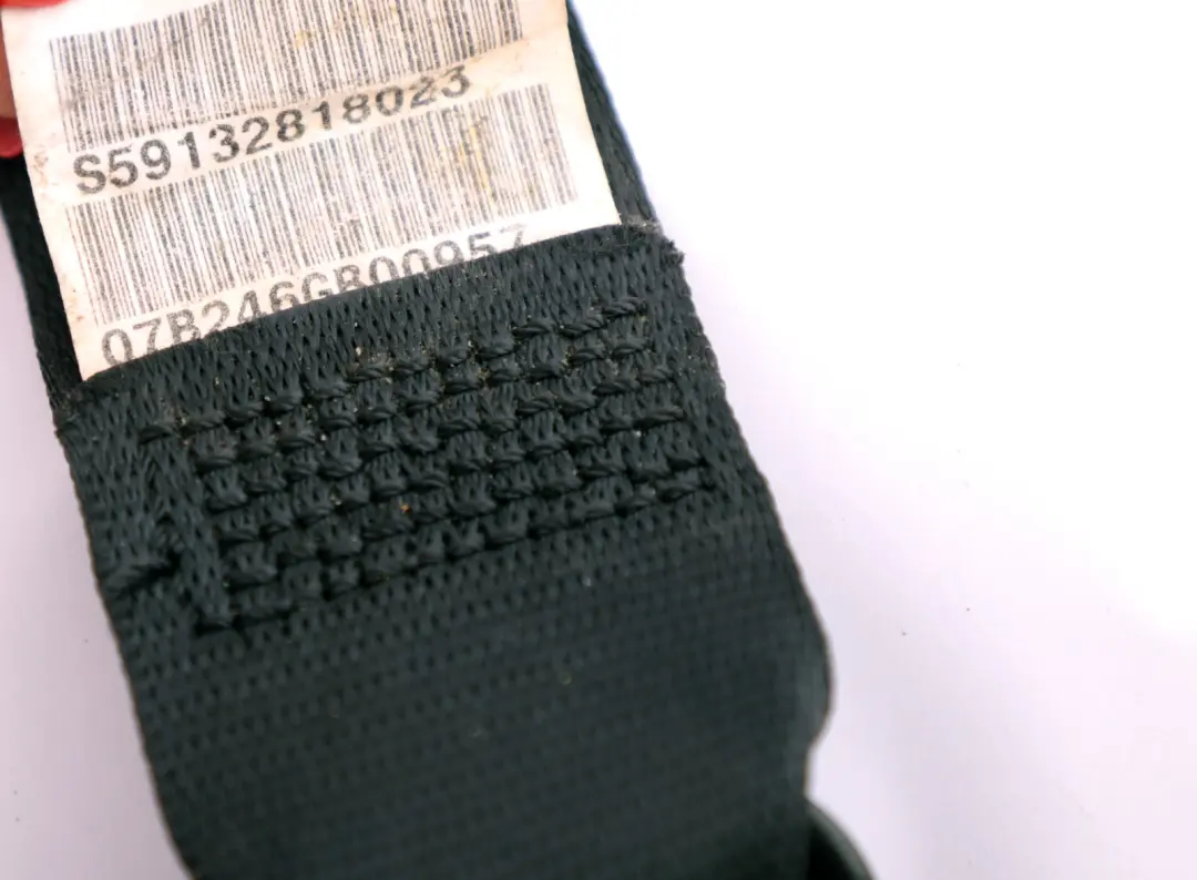 Upper Seat Belt Rear Centre Black to BMW 5 Series E60 LCI with Part number 9132818 BMW 5 Series E60 LCI Upper Seat Belt Rear Centre Black - SKU 9132818 - Part number 9132818