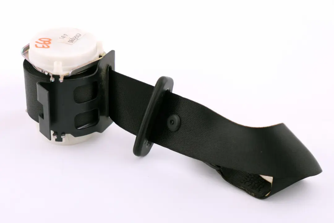 Pas bezpieczeństwa tylny tył środkowy do BMW E60 o numerze 9132818 BMW E60 Pas bezpieczeństwa tylny tył środkowy - SKU 9132818 - Numer Części 9132818