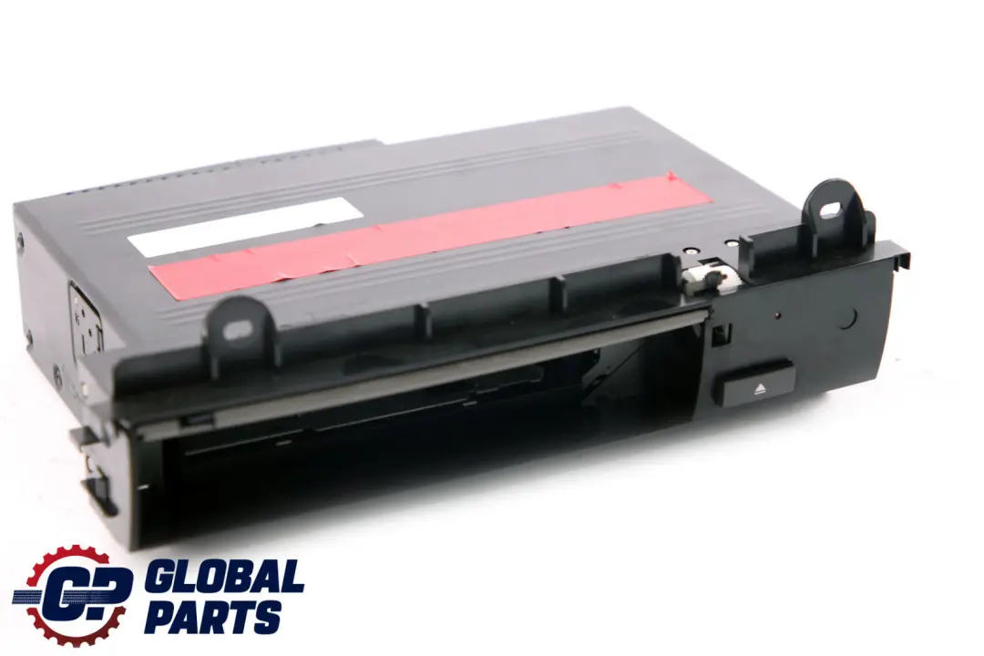 6-fach CD Wechsler Ohne Magazin 6512 für BMW 7 er E65 E66 mit Teilenummer 9133082 BMW 7 er E65 E66 6-fach CD Wechsler Ohne Magazin 6512 - SKU 9133082 - Teilenummer 9133082