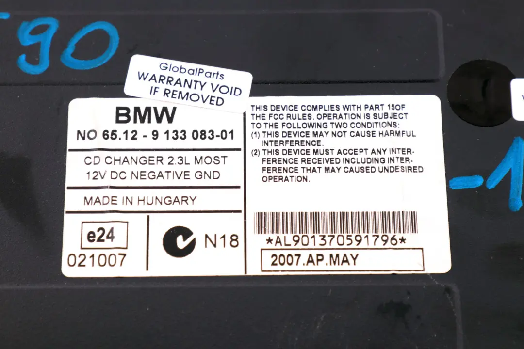 Zmieniarka CD 6 Płyt do BMW E81 E87 E90 E91 E92 o numerze 9133083 BMW E81 E87 E90 E91 E92 Zmieniarka CD 6 Płyt - SKU 9133083-1 - Numer Części 9133083