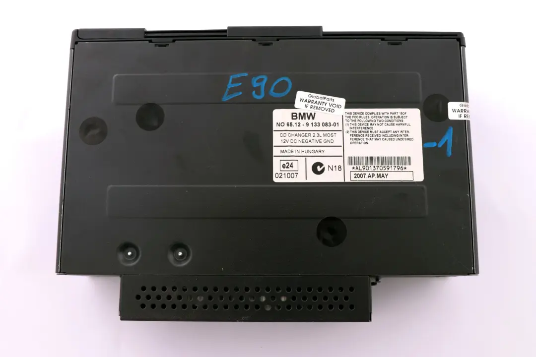 Cargador De 6 CD sin cargador para BMW E81 E87 E90 E91 E92 con número de pieza 9133083 BMW E81 E87 E90 E91 E92 Cargador De 6 CD sin cargador - SKU 9133083-1 - Número de pieza 9133083