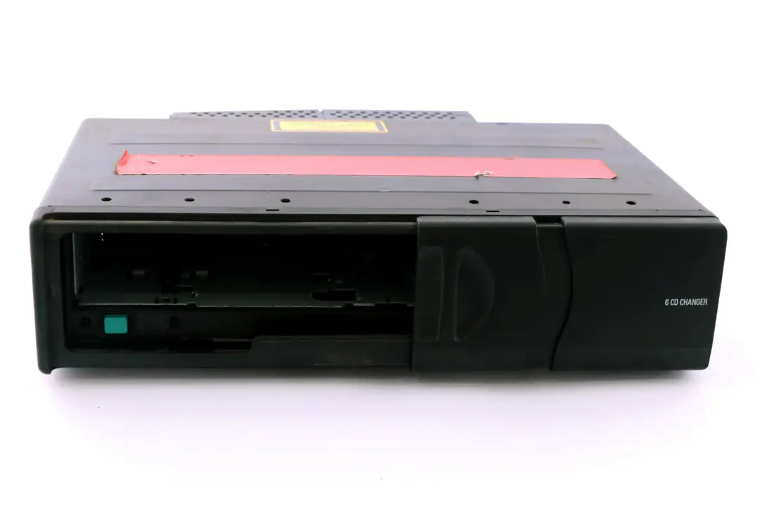 Changer Senza Rivista per BMW E81 E87 E90 E91 E92 - 6 Disco CD con numero di parte 9133083 BMW E81 E87 E90 E91 E92 - 6 Disco CD Changer Senza Rivista - SKU 9133083-1 - Numero di parte 9133083